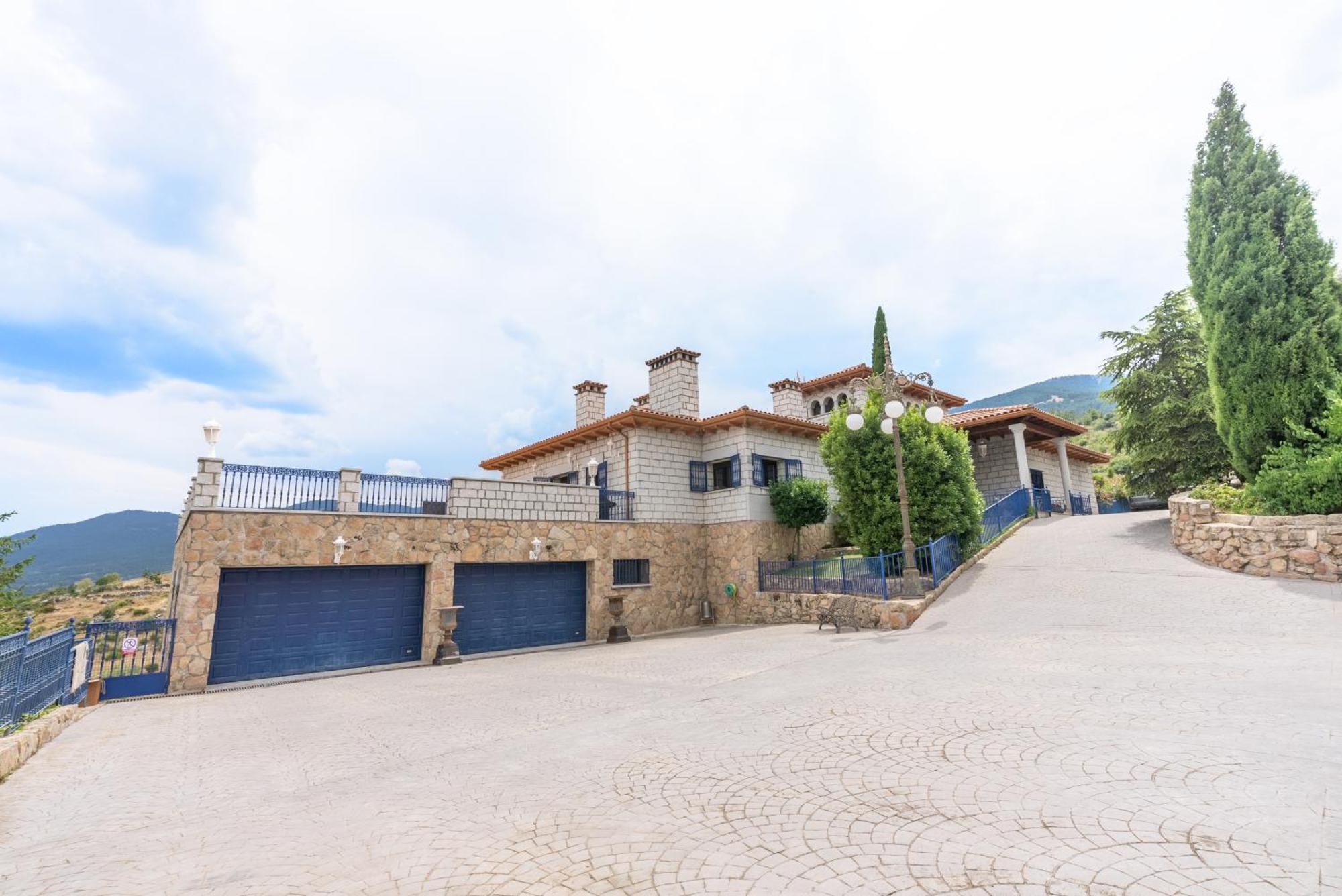 Вілла Mansion Con Jacuzzi A 40 Grados, Gran Piscina Y Padel Ель-Тьємбло Екстер'єр фото